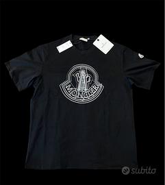 Maglia Moncler con logo M