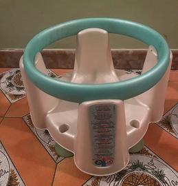 Seggiolino doccia con ventose.