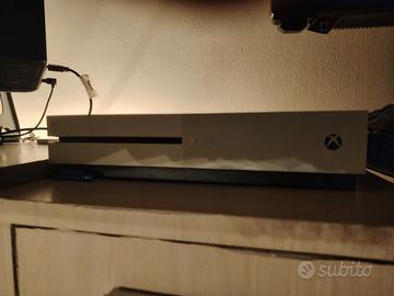 Xbox one s + controller + giochi