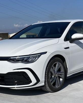 Volkswagen Golf 8 R-Line 1.5 TSI EVO 150CV