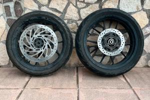Cerchi Moto 17" - Svartpilen 401 o Duke 390