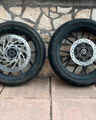 Cerchi Moto 17" - Svartpilen 401 o Duke 390