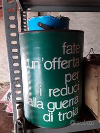 salvadanaio vecchio particolare 