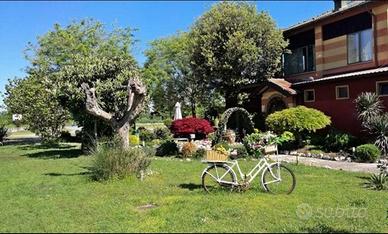 Immobile di 840 m² con più di 5 locali a Rivolta d