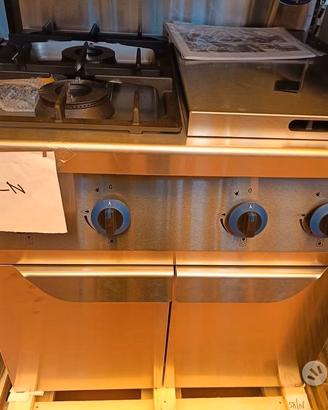 🔥 Cucina a 4 fuochi - NUOVA con ante 🔥   Salerno