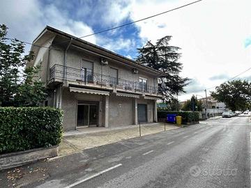 Immobile di 76 m² con 2 locali a Lanciano