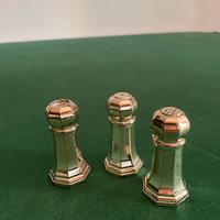 3 elementi da tavola in bagno d’argento