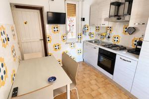 3 LOCALI A GAETA
