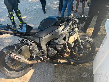 Kawasaki zx6r 2009 per pezzi di ricambio