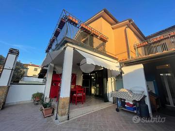 CASA SEMINDIPENDENTE A TERNI