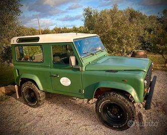 LAND ROVER Defender - 1996