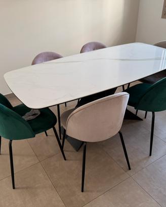 Tavolo effetto calacatta + poltroncine