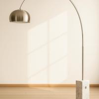 Lampada Arco design con base in marmo – elegante