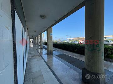 Negozio Bari [locale com 800 lungACG] (S. Girolamo