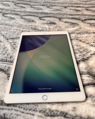 2020 Apple iPad 8a + Apple Pencil 1a