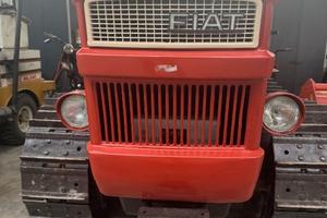 Trattore agricolo cingolato Fiat