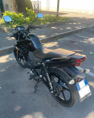 Yamaha YS 125 (2021)
