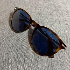 Occhiali da sole lacoste