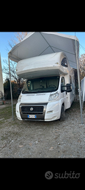 Camper mansardato