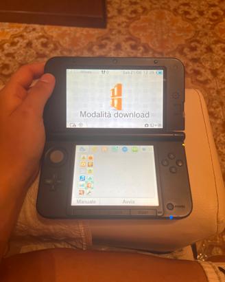 Nintendo3Ds Xl con 17 giochi inclusi