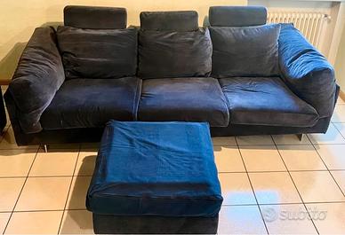 divano 3 posti con pouf