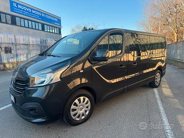 Renault Trafic 8 POSTI PASSO LUNGO 2 PORTE SCORREV