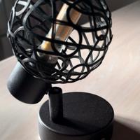 Tre faretti da parete completi di lampadina a LED