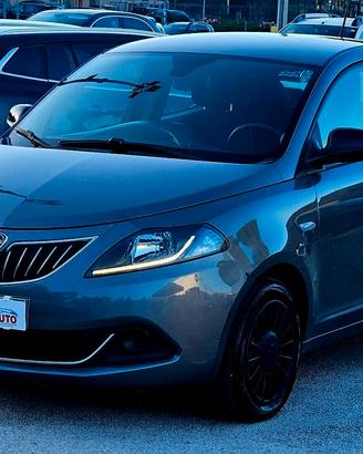 Lancia Ypsilon 1.0 FireFly 5 porte S&S Hybrid Gold