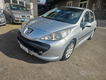 Peugeot 207 1.4 HDi 70CV 5p. XS Easy