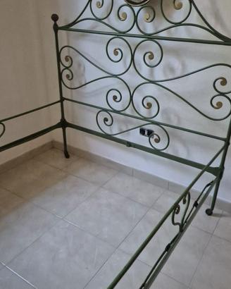 letto in ferro antico 