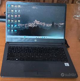Notebook HP 240 g8 - i7  10° generazione