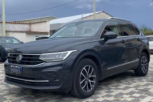 Volkswagen Tiguan Life 2.0 TDI 150CV DSG