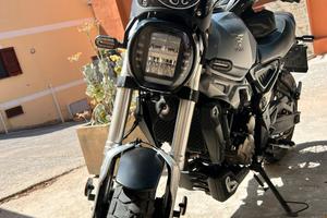 Voge scrambler
