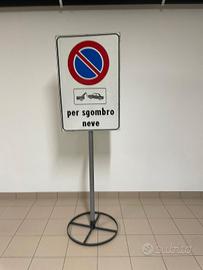 Cartelli stradali Neve