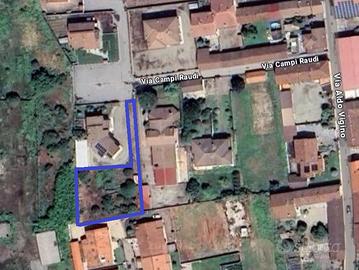 Terreno edificabile con predisposizioni recintato