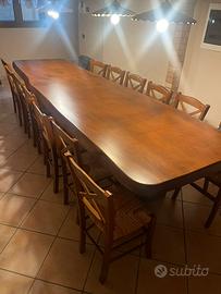 Tavolo rustico piano unico + 14 sedie FEM