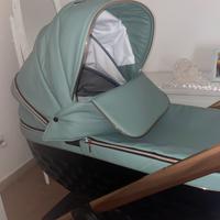 Trio piu passeggino piu ovetto