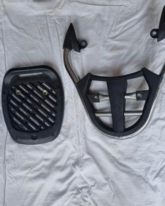 portapacchi e piastra per bauletto beverly 350