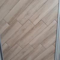Gres porcellanato effetto legno