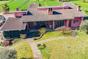 SPLENDIDA VILLA INDIPENDENTE