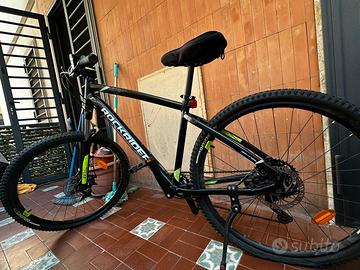 BICI modello Rockrider ST 530