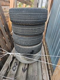 n.5 pneumatici 70% misure come foto