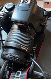 Fotocamera reflex Canon EOS 1100D + Obiettivo