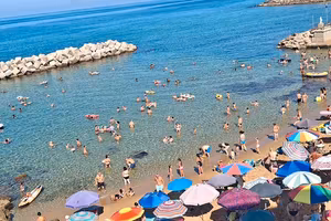 Fronte mare castellabate