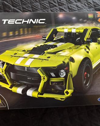 Lego 42138 Ford Mustang Shelby GT500