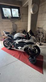 Yamaha r6