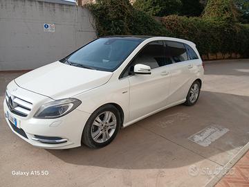 MERCEDES CLASSE B 180CDI PREMIUM
