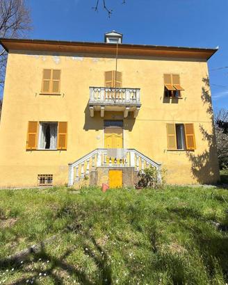 BIFAMILIARE A GENOVA