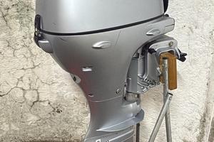 Motore fuoribordo Honda 15cv 4T Gambo corto  2011