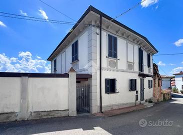 CASA INDIPENDENTE A CANNETO PAVESE